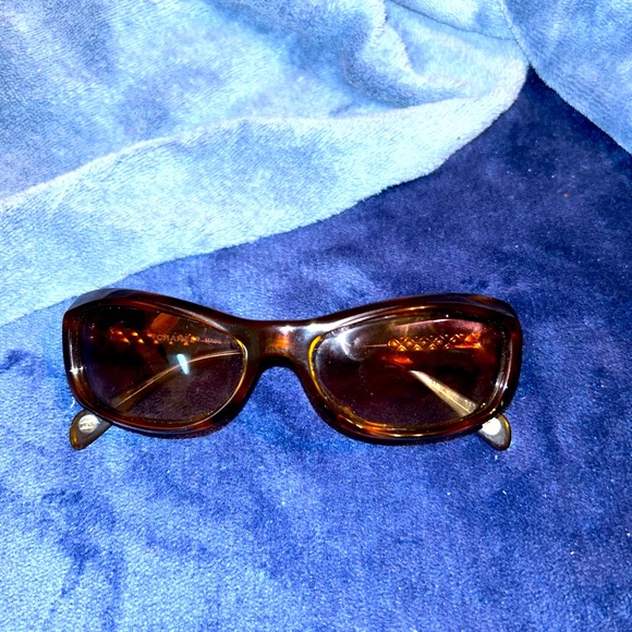 Preloved Authentic Chanel Tortoise Shell Sunglasses - Picture 1 of 10